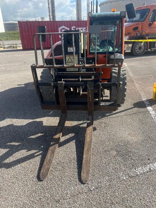 2020 JLG G5-18A Cab/Heat/Air, NM Solid Tires, Beacon w/48" Carriage, 48" Pallet Forks