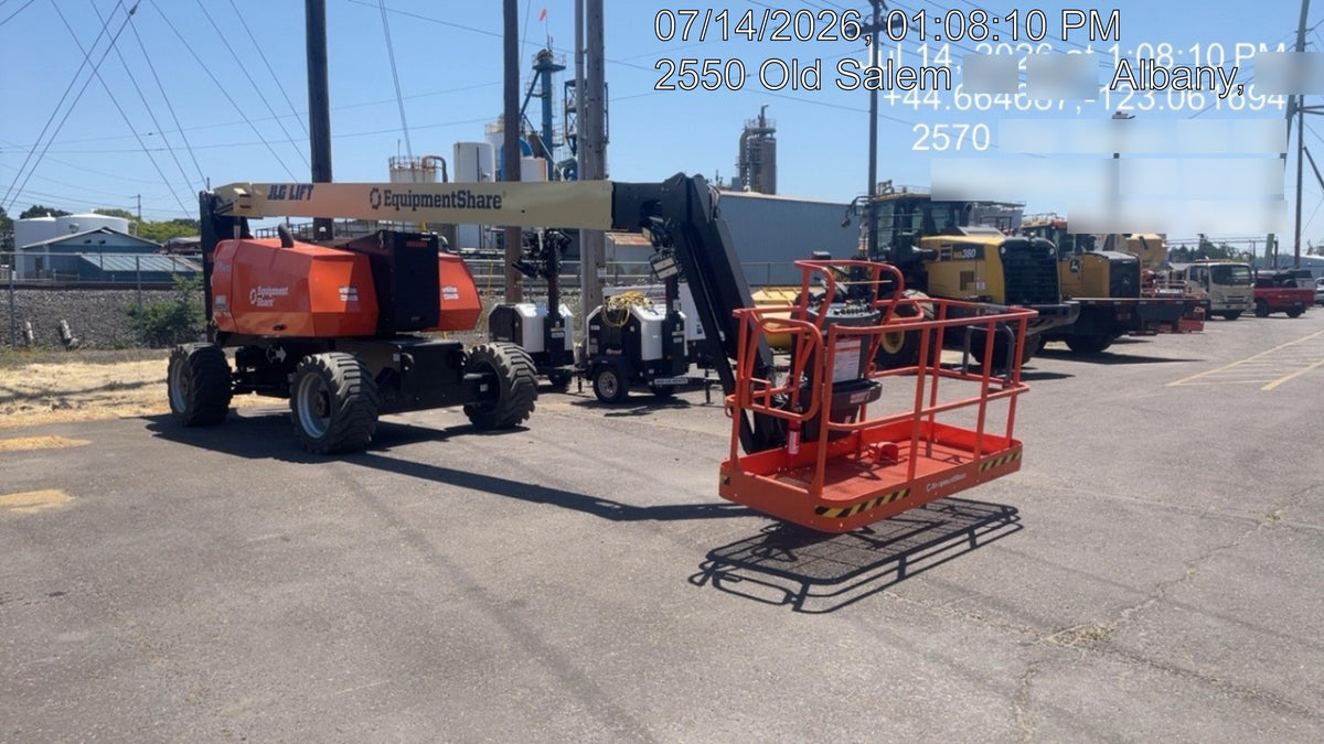 2025 JLG 800AJ