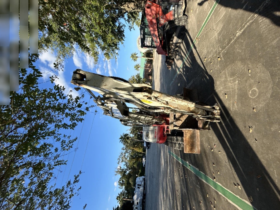 2021 TAKEUCHI TB250-2