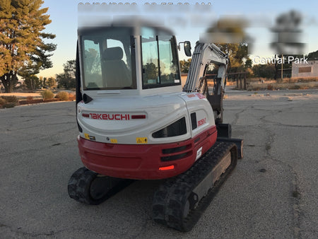2024 TAKEUCHI TB250-2CR
