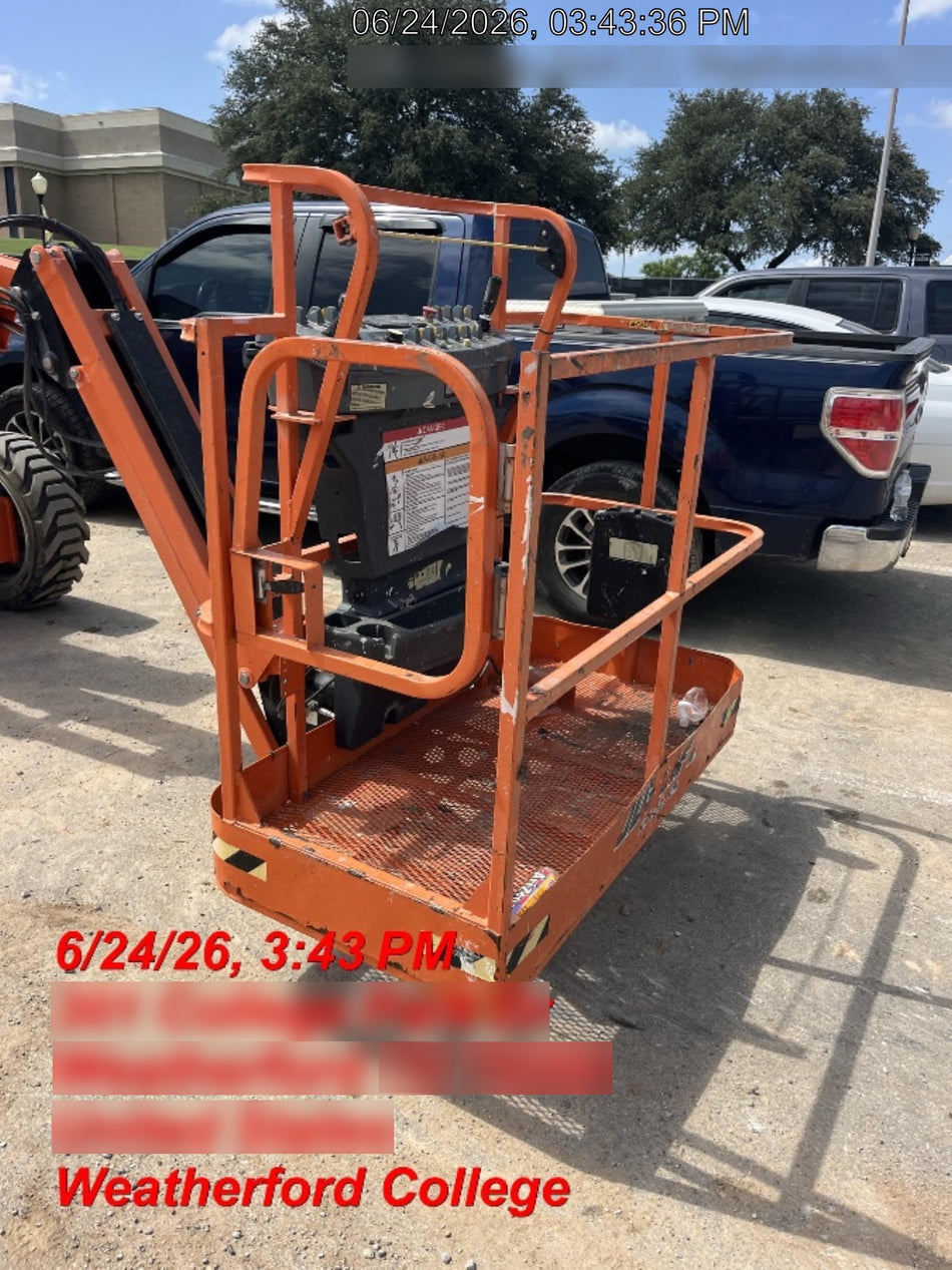 2021 JLG 340AJ