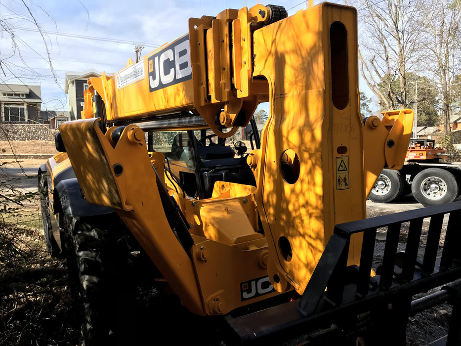2019 JCB 512-56