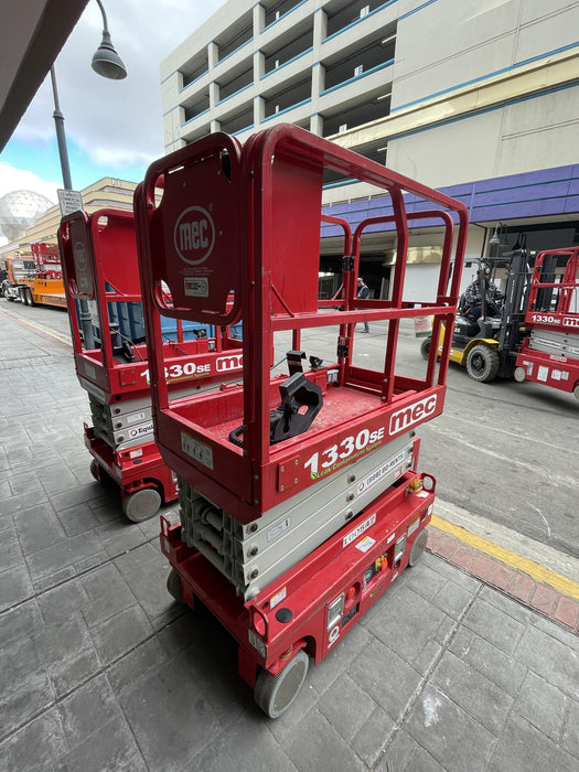 2020 MEC 1330SE Solid NM Tires, Steel Swing out Doors, LCS, Beacon, 900W Invertor