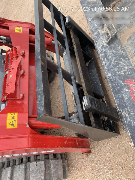 2018 PALADIN 48" Pallet Forks - Paladin
