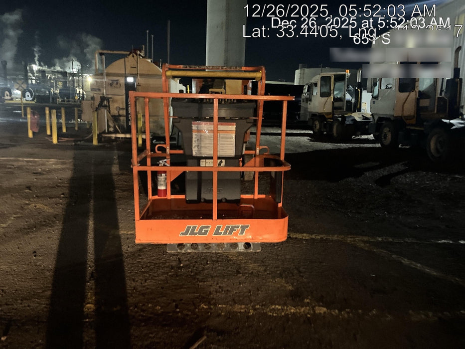 2019 JLG E300AJP