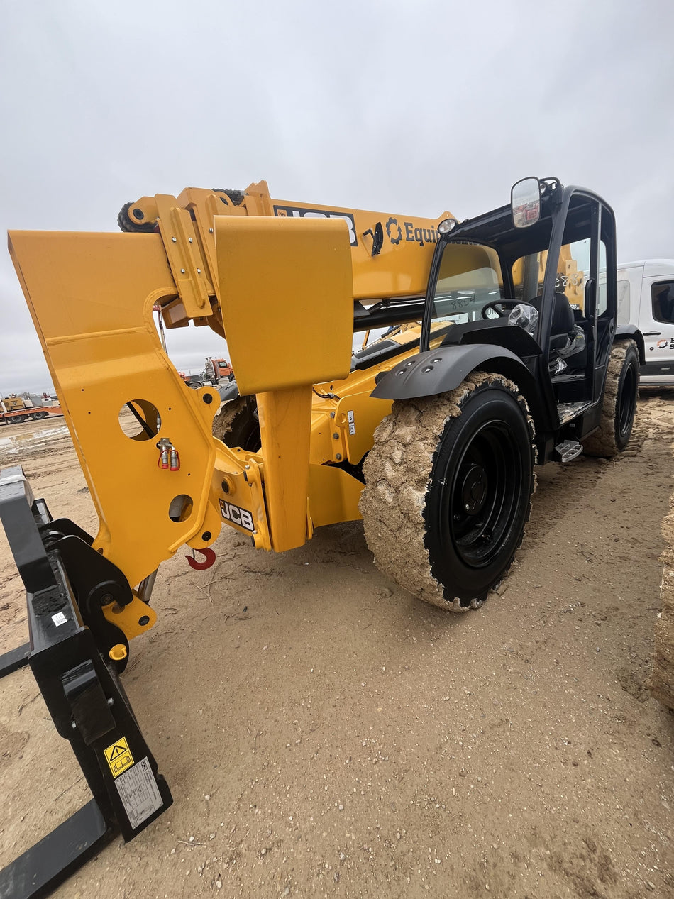 2026 JCB 512-56