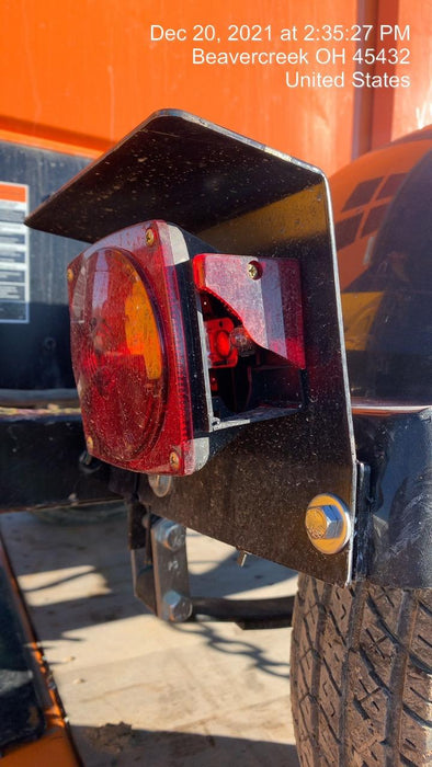 2021 Lincoln Electric Vantage 322 Vantage 322 Ready Pak 3 w/ Decals, ORANGE (includes trailer, cable rack, fender light kit) NO Telematics