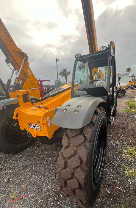 2024 JCB 509-42