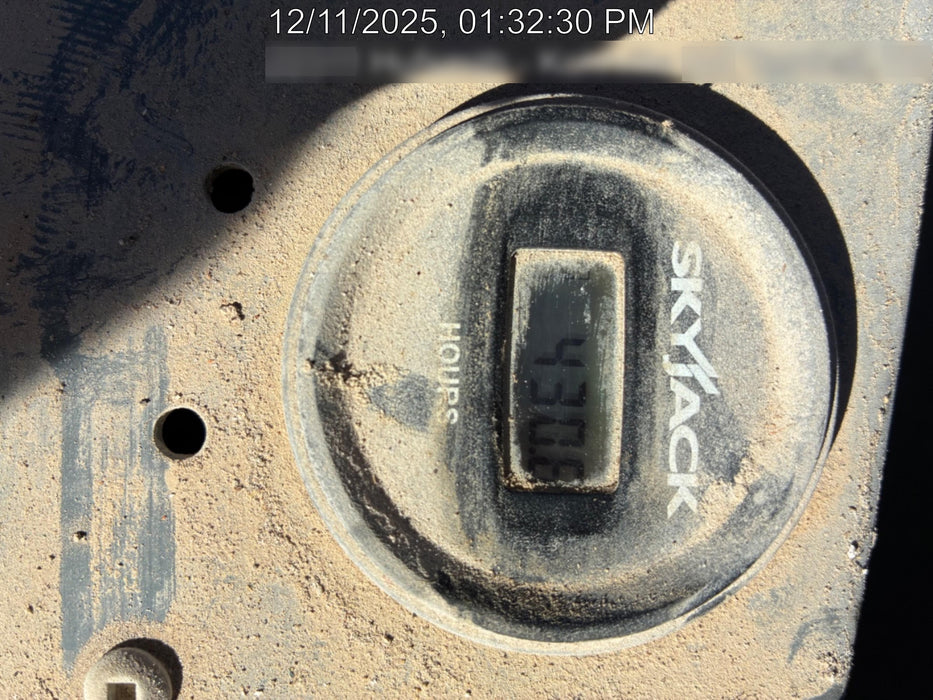 2017 Skyjack SJIII-3219 Skyjack SJIII3219 Scissor Lift w/Trojan Batteries