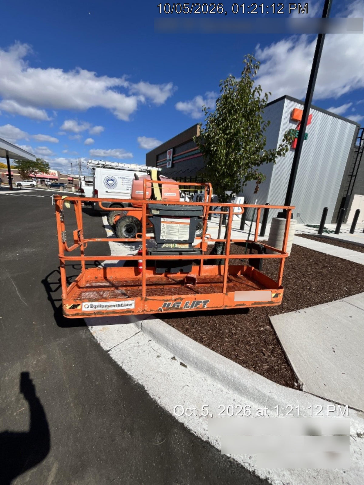 2021 JLG 400S