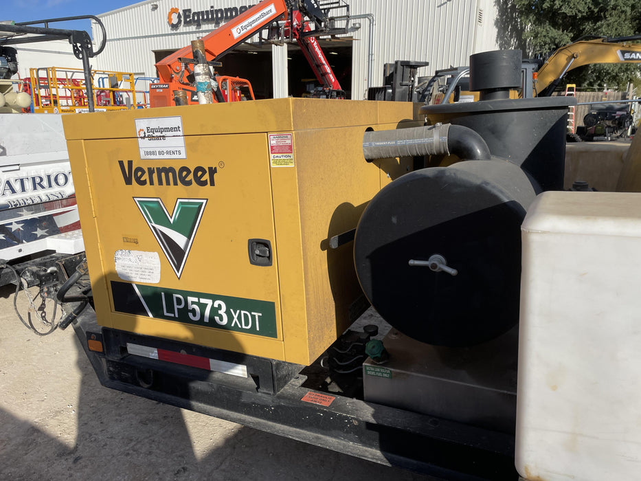 2022 VAC-TRON LP573XDT