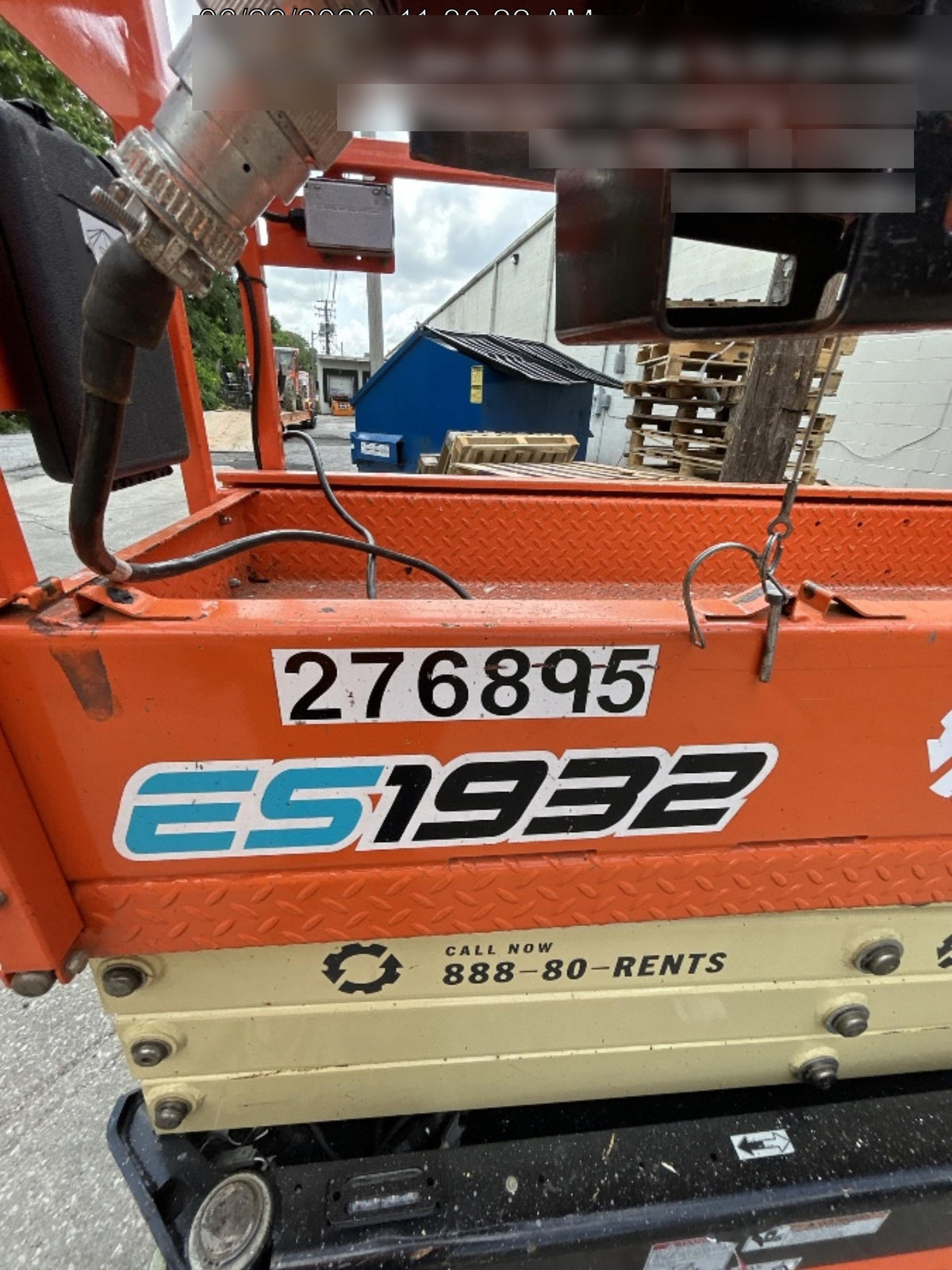 2022 JLG ES1932