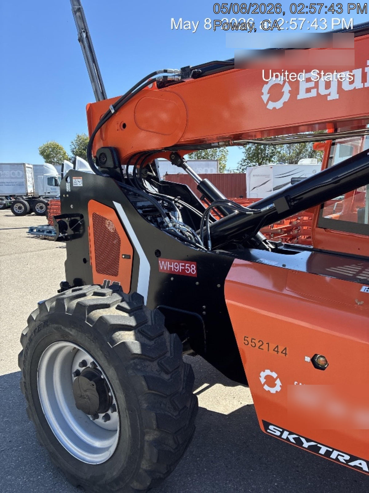 2025 SKYTRAK 8042