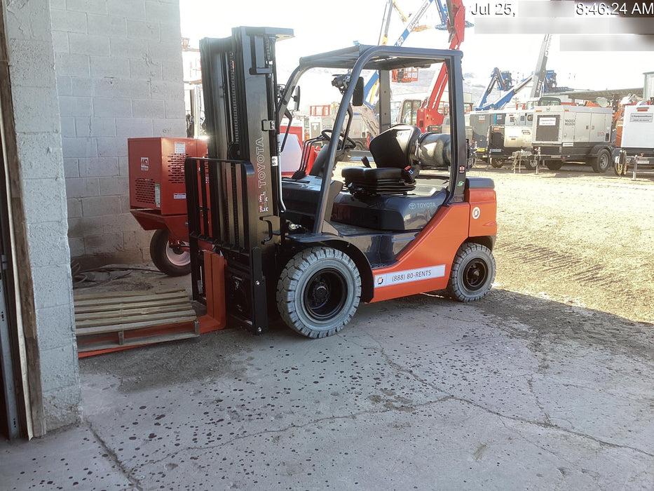 2022 TOYOTA 50-8FGU25