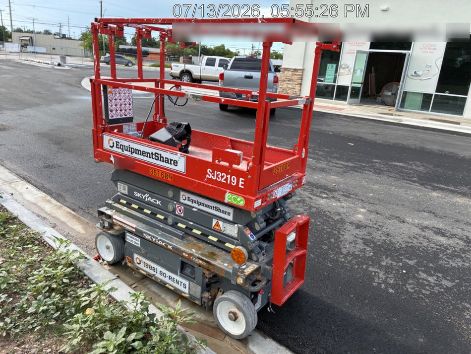 2023 SKYJACK SJ3219