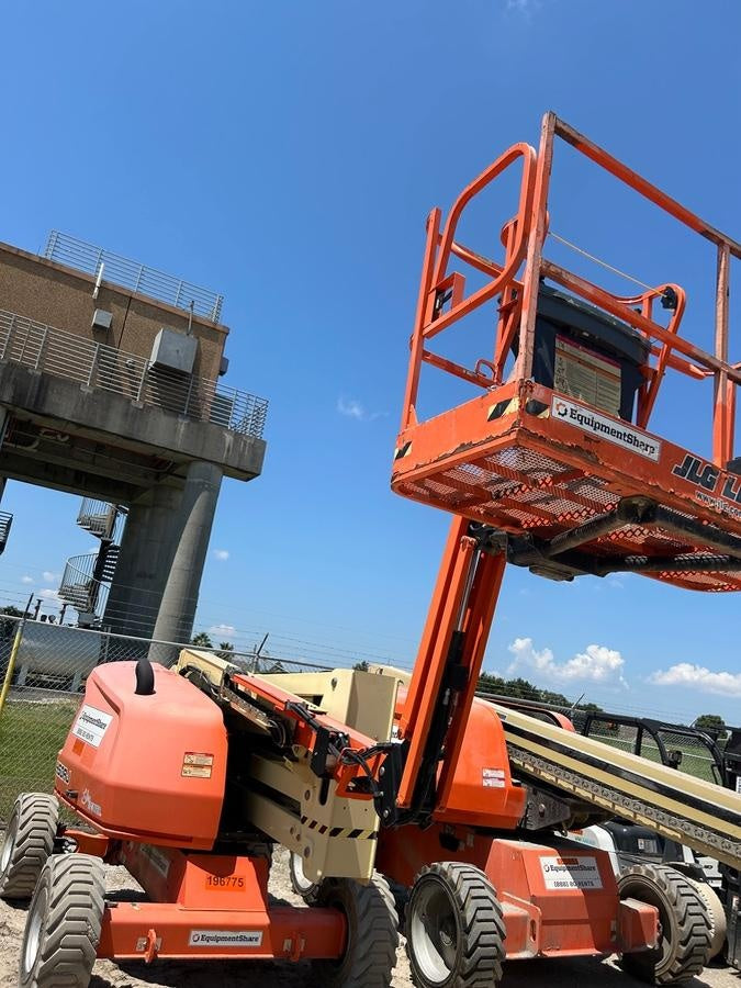 2021 JLG 450AJ