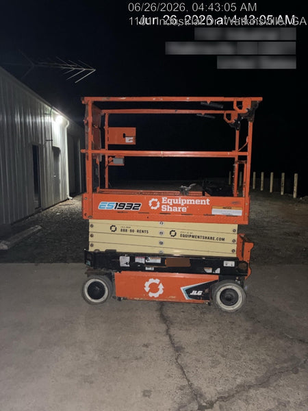 2022 JLG ES1932