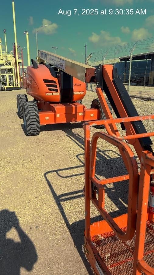 2021 JLG 600AJ