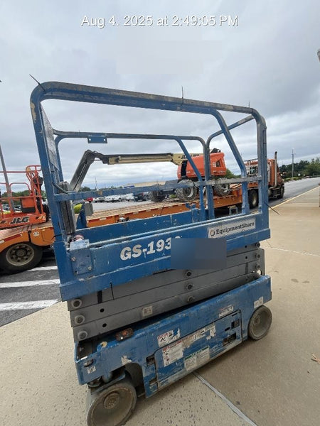 2019 Genie GS-1930 Fixed Rails with Chain Entry