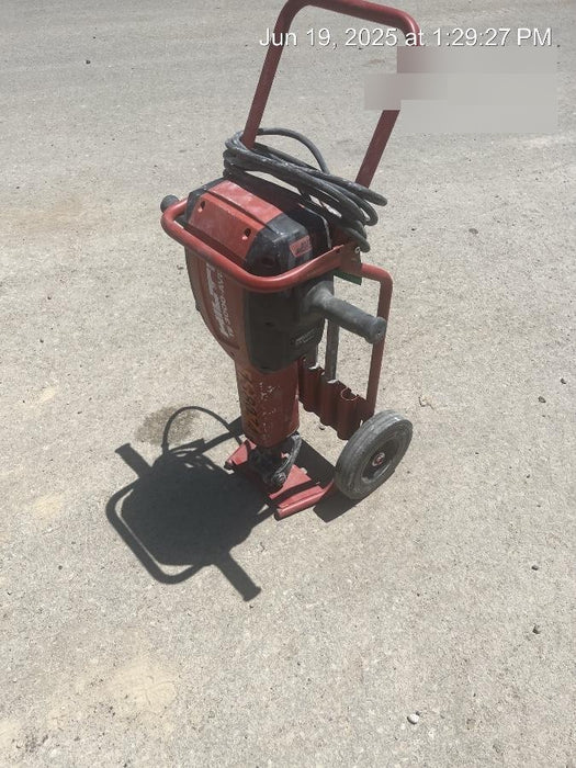 2021 HILTI TE 3000-AVR