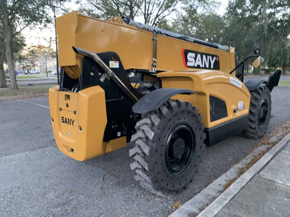 2023 SANY STH1256