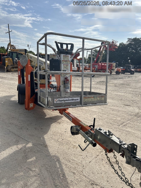 2022 JLG T350