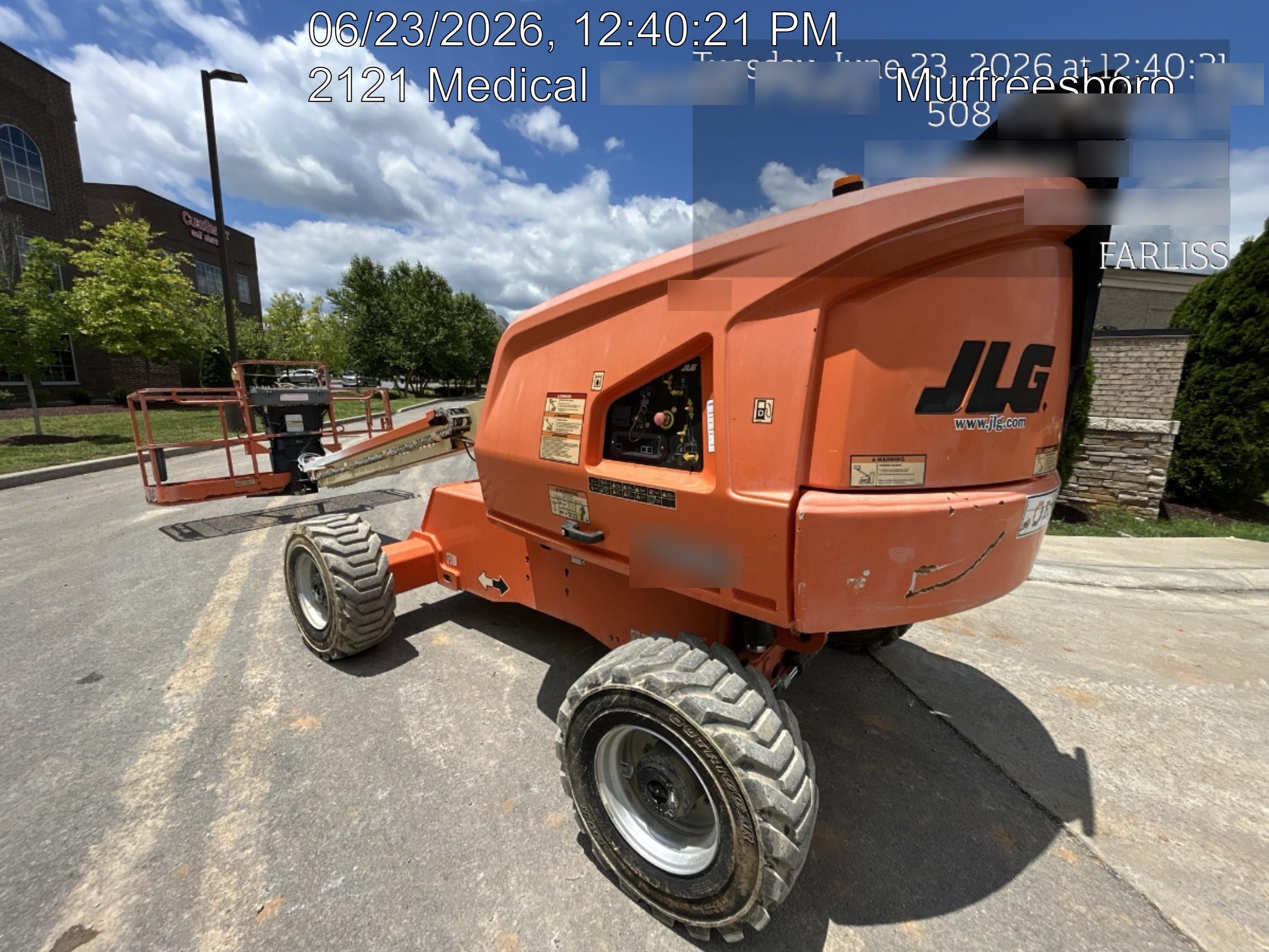 2019 JLG 400S