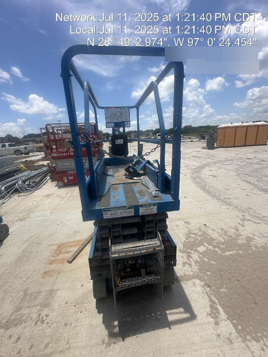 2017 Genie GS-1930 Genie GS-1930 Lift w/Fixed Rail and Chain Entry