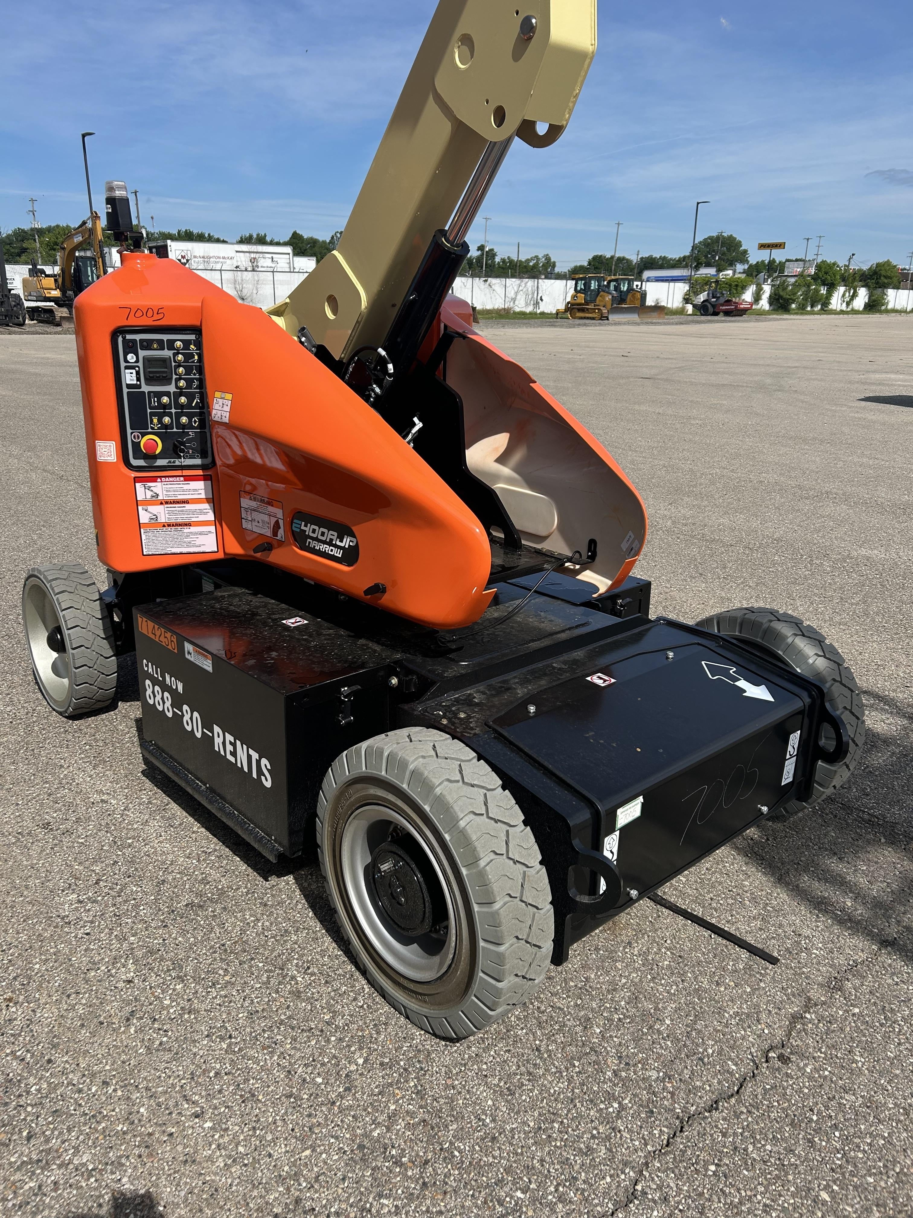 2026 JLG E400AJP Narrow