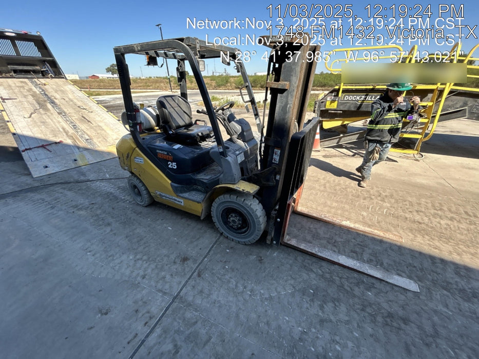 2021 KOMATSU FG25T-16