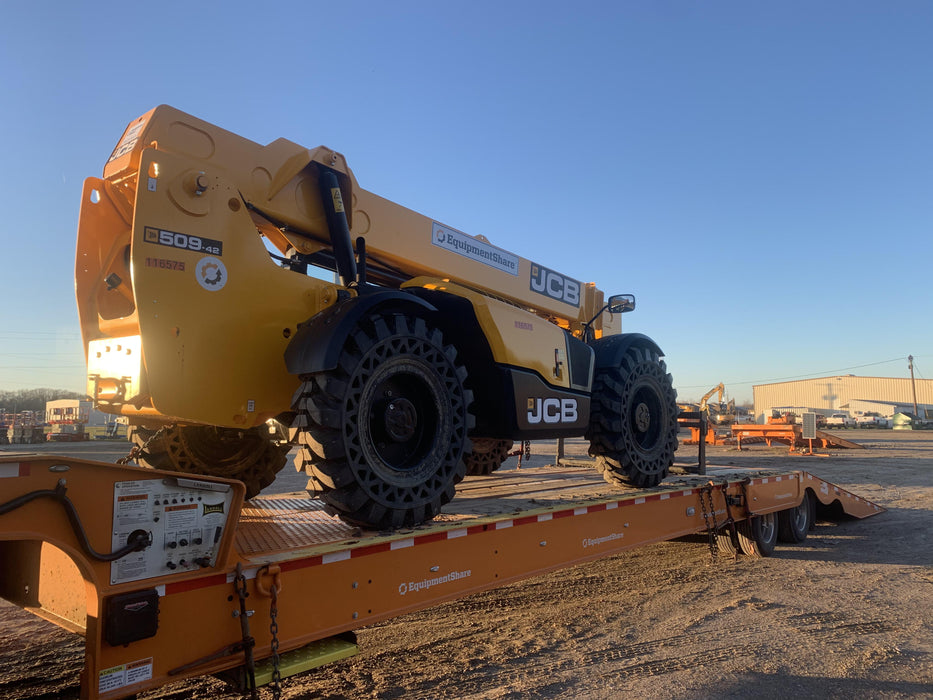 2020 JCB 509-42 Canopy, Solid Tires, Work Lights, Beacon, Aux Hydraulics, Back up Alarm, Lifting Eye, ES Decals