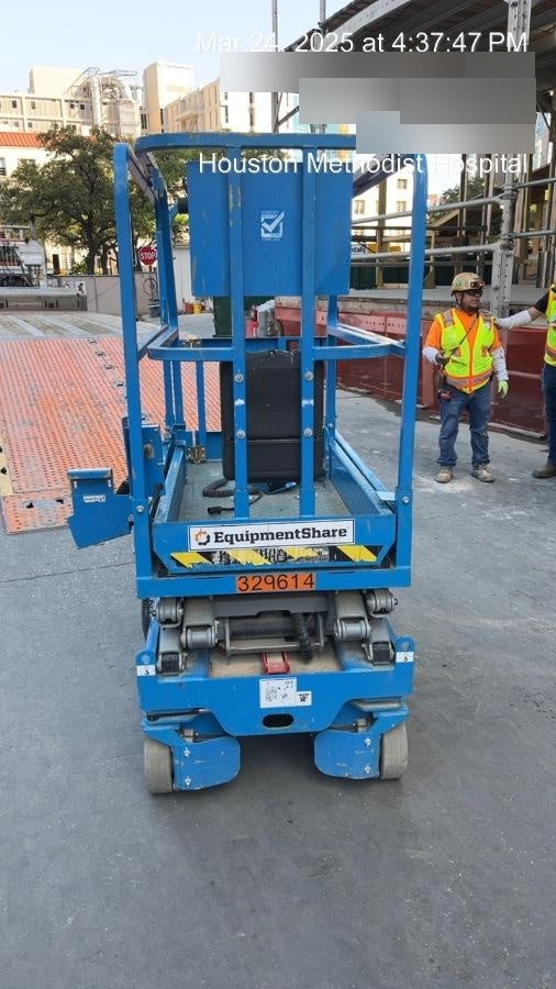 2023 GENIE GS-1432