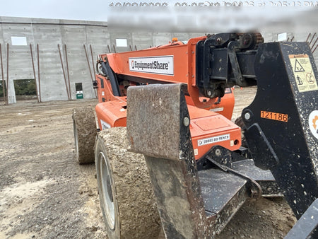 2021 SKYTRAK 10054