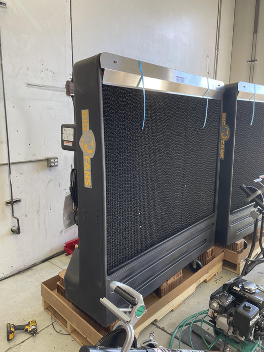 2025 BIG ASS FANS Cool Space 400