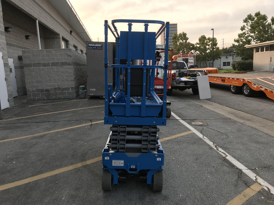 2020 Genie GS-1930 Solid Non Marking Tires, Beacon, Folding rails with half height swing gate, 800W Inverter