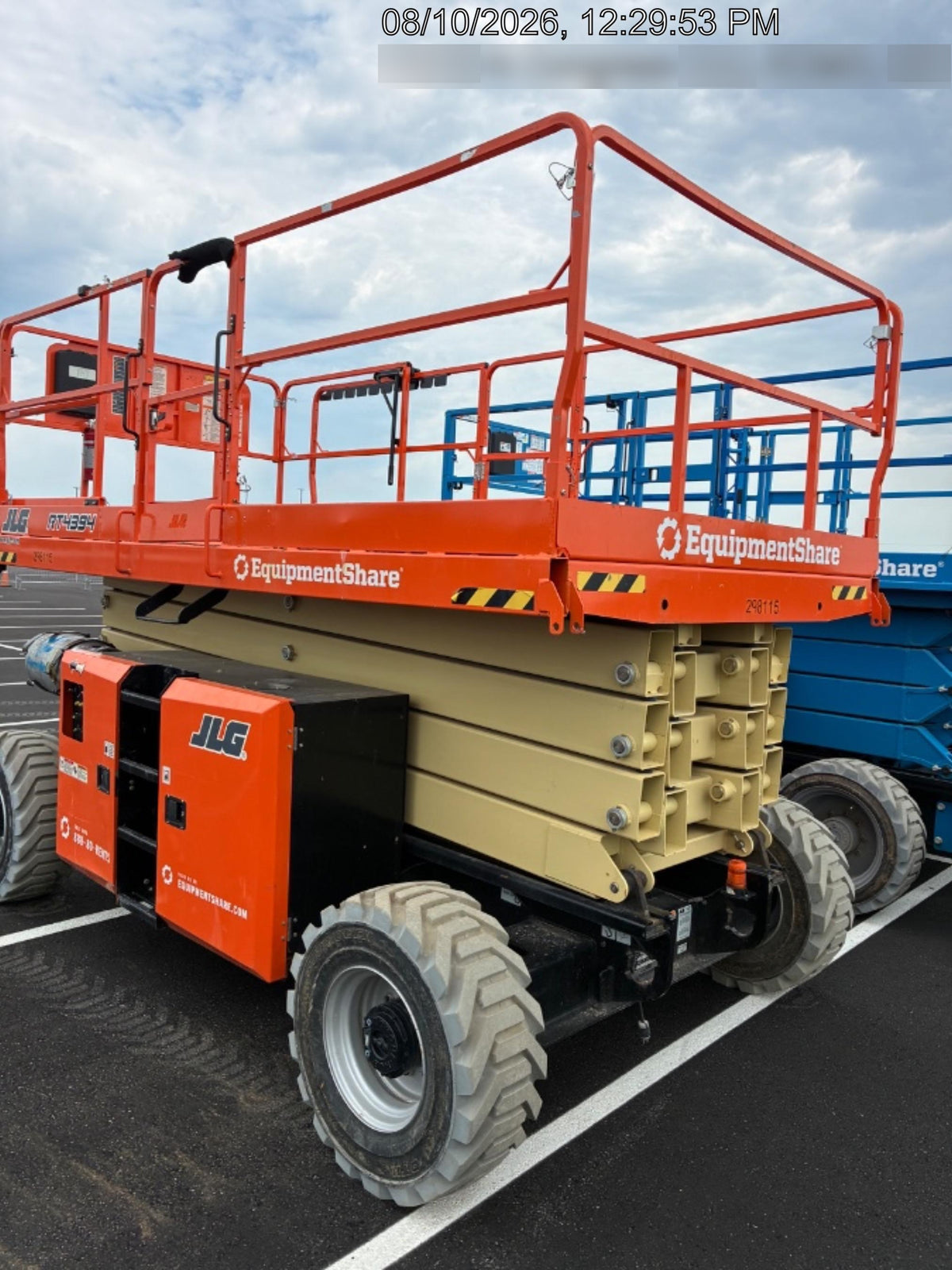 2023 JLG RT4394