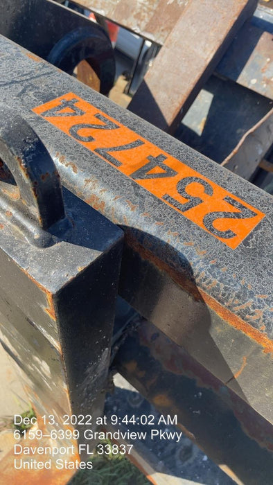 2022 PEMBERTON 72" Utility Forks