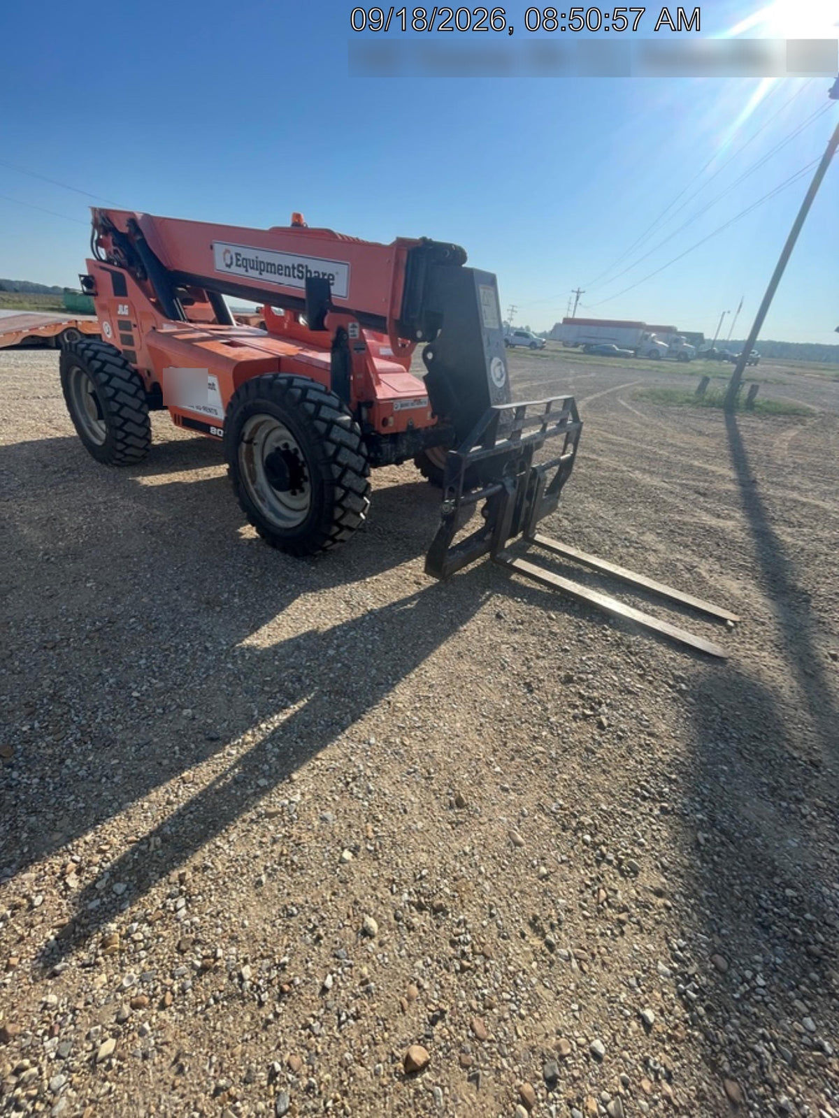 2020 SKYTRAK 8042
