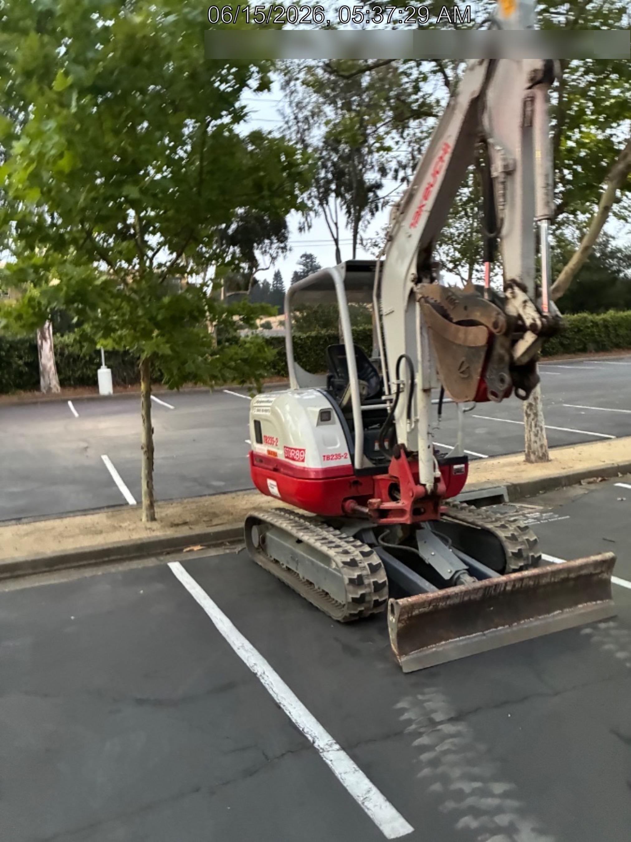 2023 TAKEUCHI TB235-2R