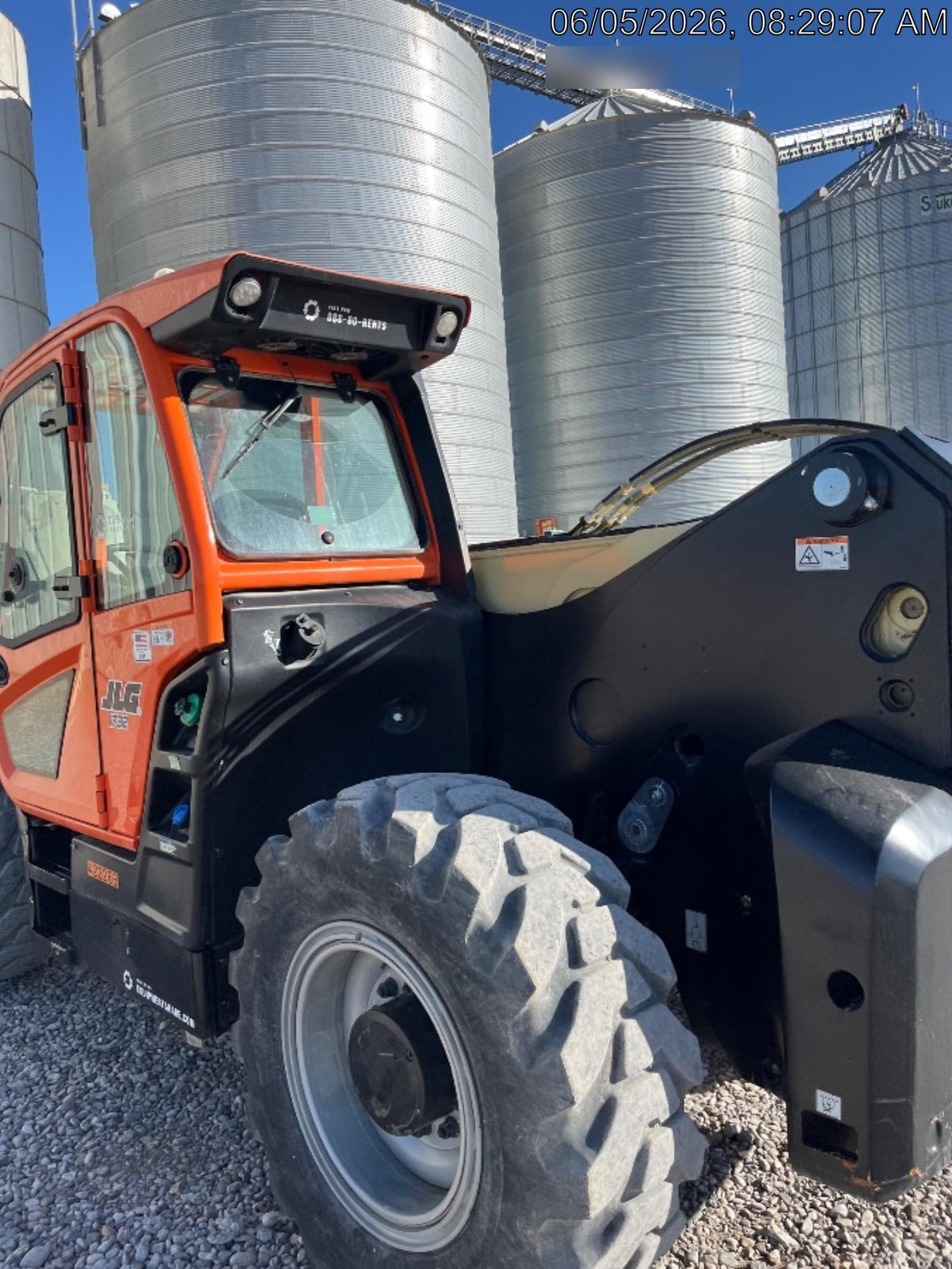 2024 JLG 1732