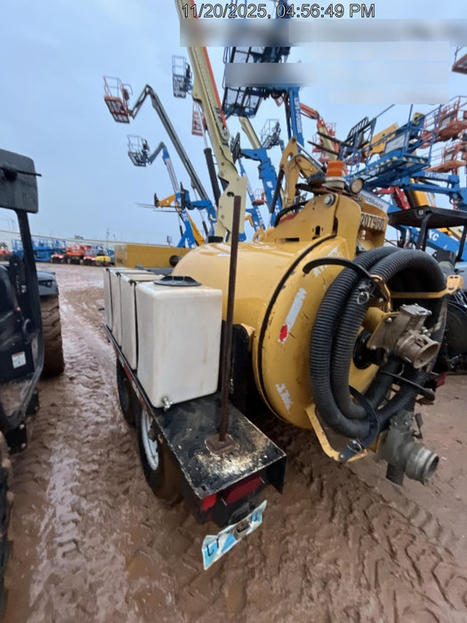 2022 VAC-TRON LP573XDT