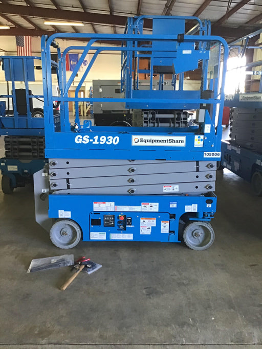 2020 Genie GS-1930 Fixed rails with chain entry gate - Pre A92.20, 800W Inverter