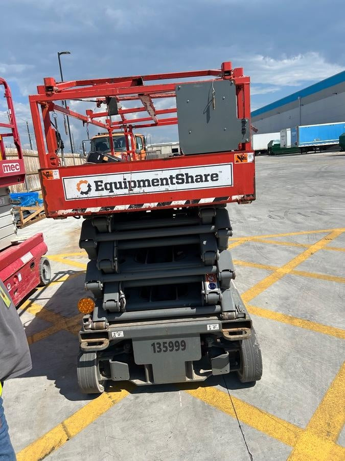 2021 SKYJACK SJ4740