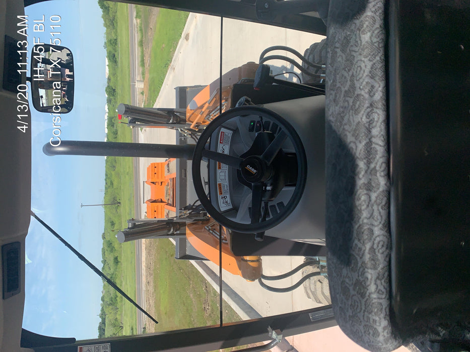 2020 CASE 580N EP - Extendable Backhoe