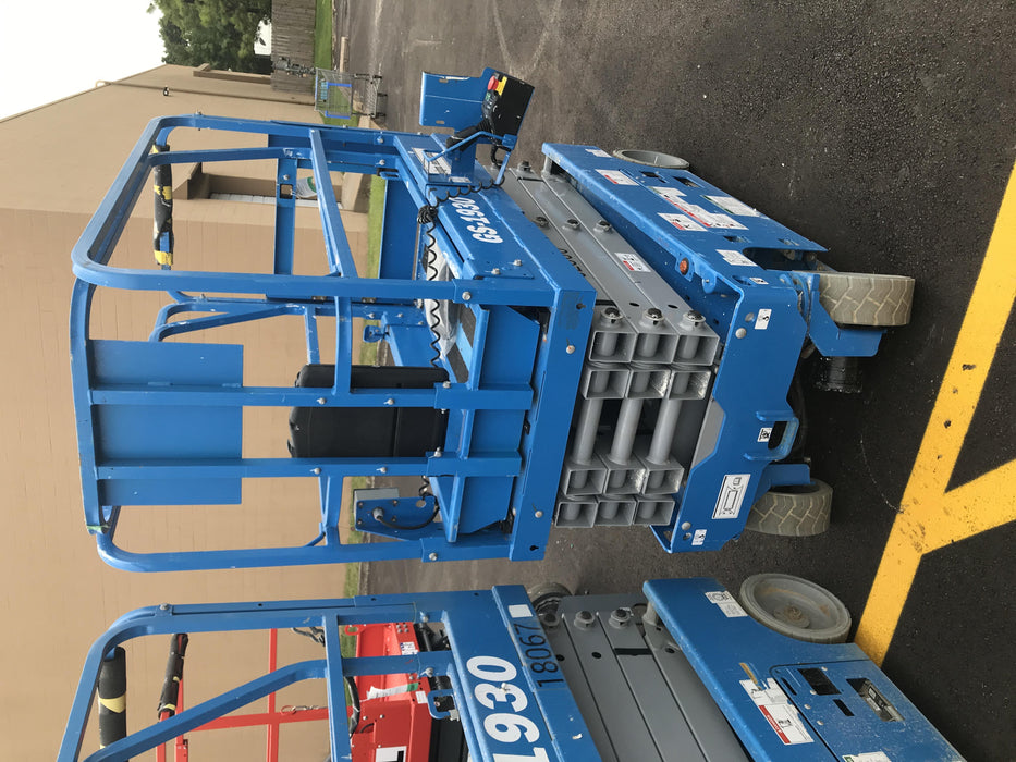 2020 Genie GS-1930 Solid Non Marking Tires, Beacon, Folding rails with half height swing gate