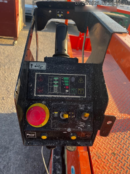 2022 JLG ES3246