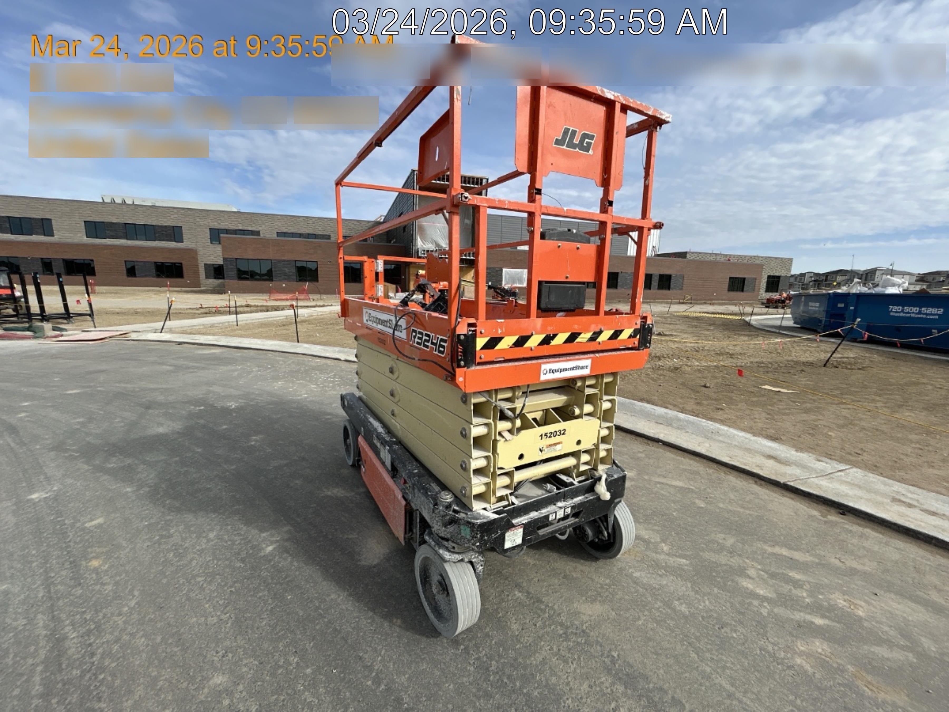 2021 JLG R3246
