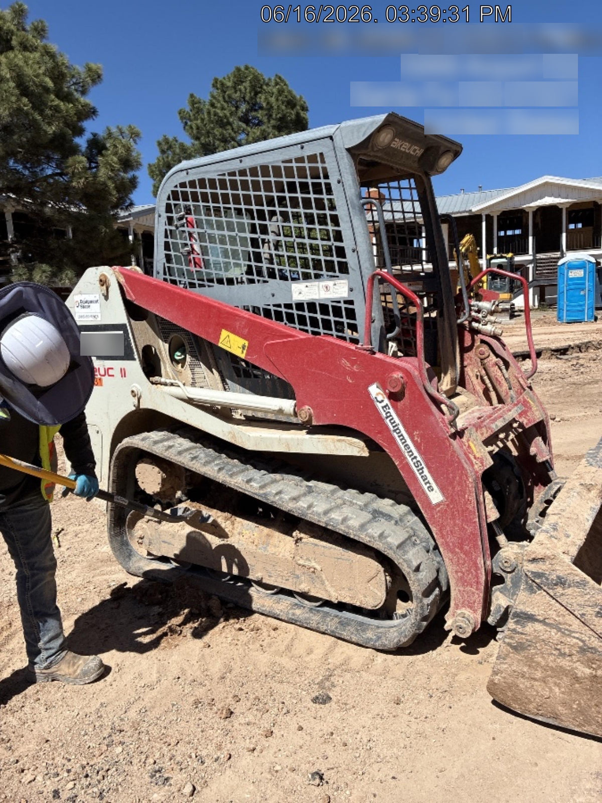 2021 TAKEUCHI TL8R2-R