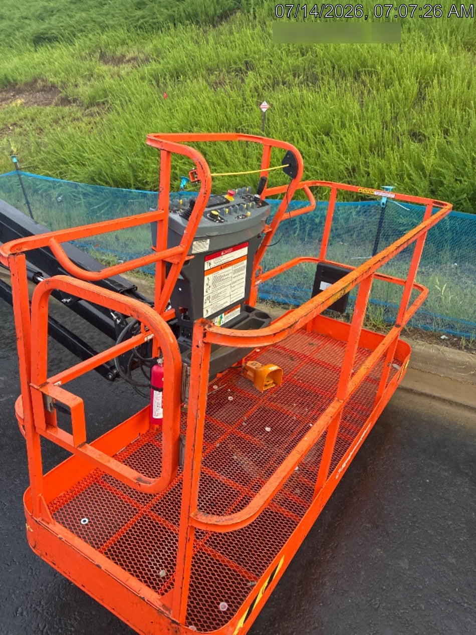 2025 JLG 660SJ