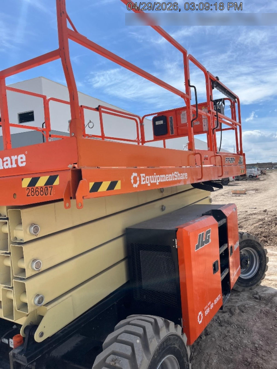 2022 JLG RT4394